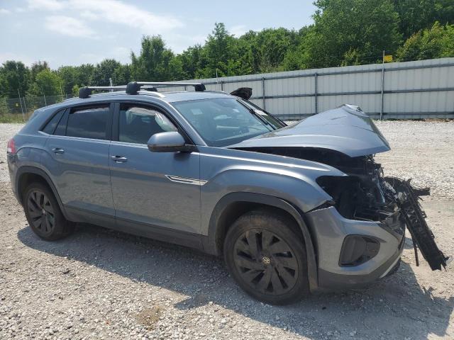 1V2JE2CA2RC211345 - 2024 VOLKSWAGEN ATLAS CROS SE Gris photo 4