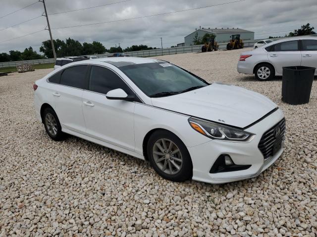 5NPE24AF4JH707391 - 2018 HYUNDAI SONATA SE WHITE photo 4