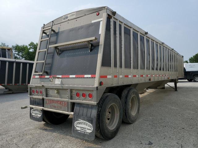 1T92C4229J0007417 - 2018 CORN TRAILER BLACK photo 5