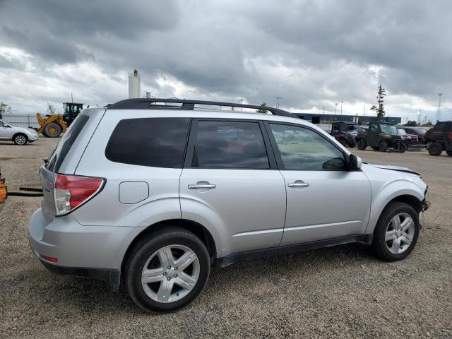 JF2SH636X9H758237 - 2009 SUBARU FORESTER 2.5X PREMIUM SILVER photo 3