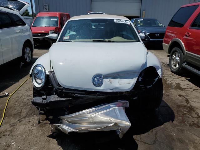 3VW5DAAT4KM512091 - 2019 VOLKSWAGEN BEETLE S WHITE photo 5