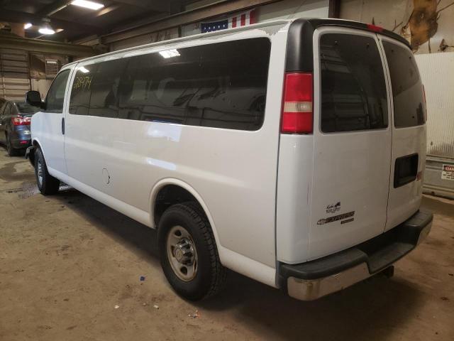 1GAZG1FA3C1142035 - 2012 CHEVROLET EXPRESS G3 LT WHITE photo 3