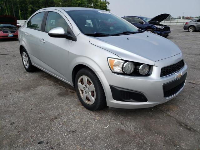1G1JA5SH3F4176102 - 2015 CHEVROLET SONIC LS ვერცხლისფერი ფოტო 4