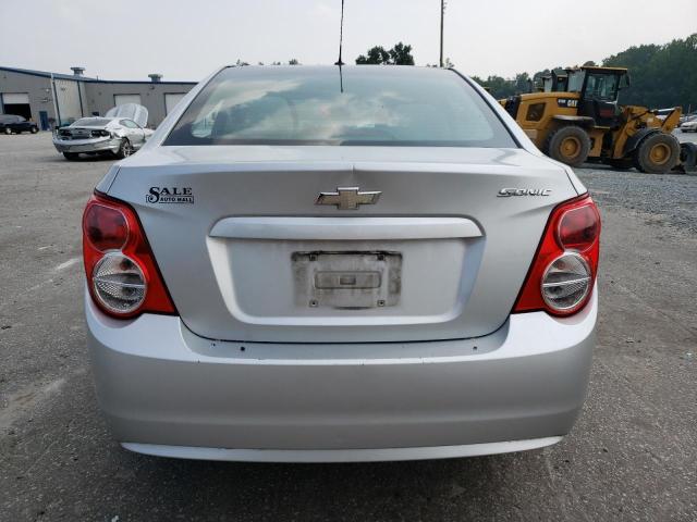 1G1JA5SH3F4176102 - 2015 CHEVROLET SONIC LS ვერცხლისფერი ფოტო 6