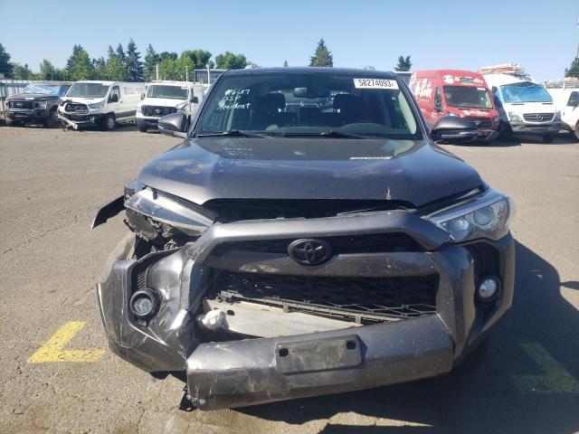 JTEBU5JR1J5554137 - 2018 TOYOTA 4RUNNER SR5/SR5 PREMIUM 灰色 照片 5