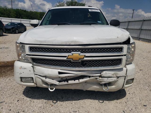 1GCRKSE76DZ375539 - 2013 CHEVROLET SILVERADO K1500 LT WHITE photo 5