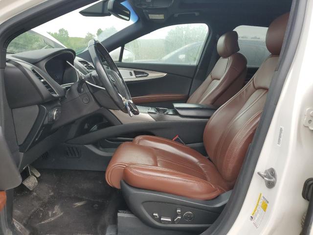 2LMPJ8LR7GBL63327 - 2016 LINCOLN MKX RESERVE WHITE photo 7