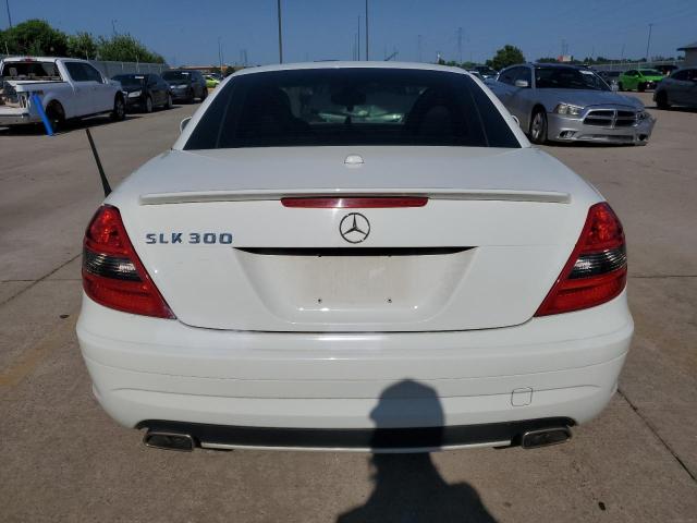 WDBWK5EA4BF239424 - 2011 MERCEDES-BENZ SLK 300 WHITE photo 6