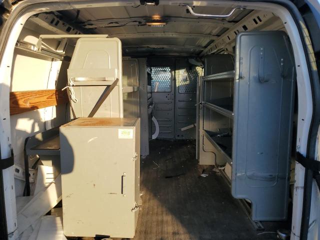 1GCWGFCB0E1122350 - 2014 CHEVROLET EXPRESS G2 WHITE photo 10