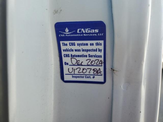 1GCWGFCB0E1122350 - 2014 CHEVROLET EXPRESS G2 WHITE photo 13