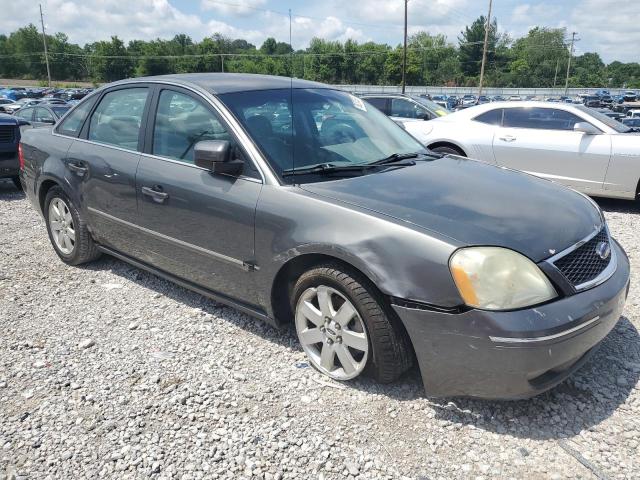 1FAFP24166G127572 - 2006 FORD FIVE HUNDR SEL GRAY photo 4