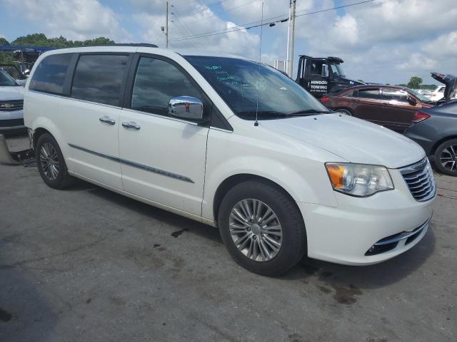 2C4RC1CG0DR537475 - 2013 CHRYSLER TOWN & COU TOURING L WHITE photo 4