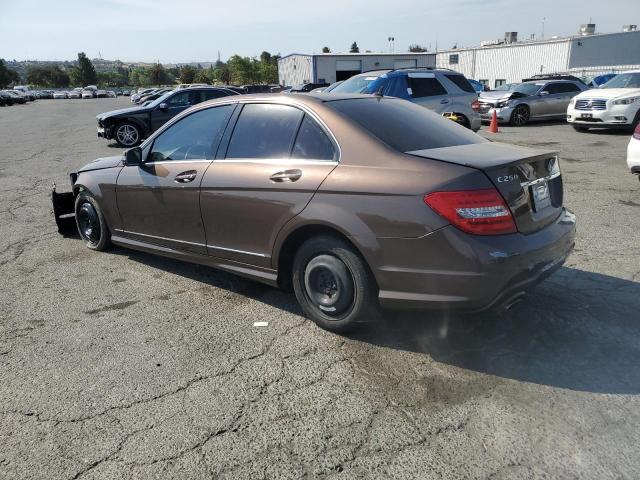 WDDGF4HB6EA944399 - 2014 MERCEDES-BENZ C 250 BROWN photo 2