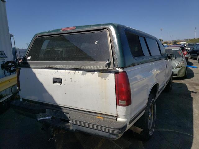 1GCGC34R2YR161067 - 2000 CHEVROLET SILVERADO C3500 WHITE photo 3