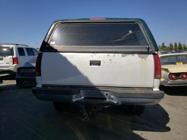 1GCGC34R2YR161067 - 2000 CHEVROLET SILVERADO C3500 WHITE photo 6