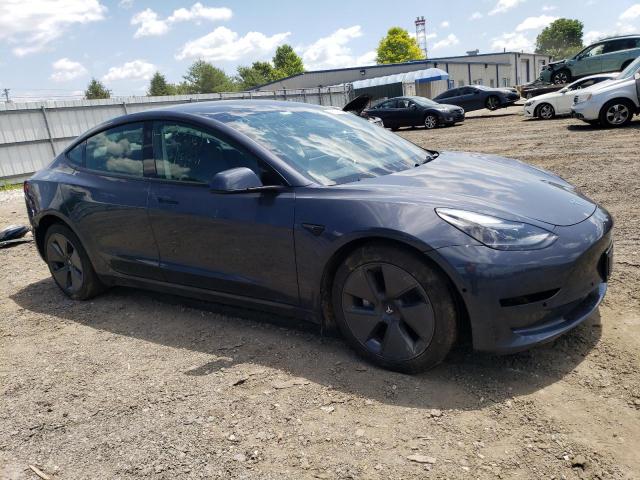 5YJ3E1EA6NF375051 - 2022 TESLA MODEL 3 GRAY photo 4