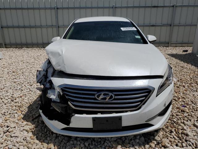 5NPE24AFXGH379659 - 2016 HYUNDAI SONATA SE WHITE photo 5