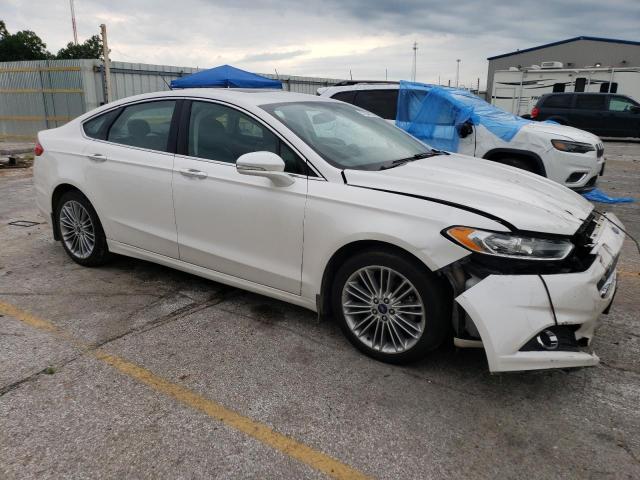 3FA6P0HDXER207537 - 2014 FORD FUSION SE WHITE photo 4