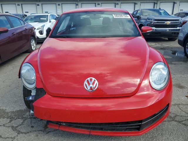 3VWJX7AT1CM612952 - 2012 VOLKSWAGEN BEETLE RED photo 5