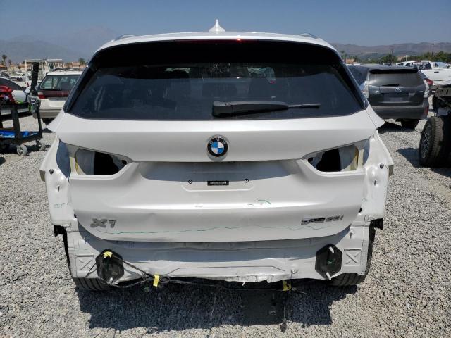 WBXHU7C57K5N19661 - 2019 BMW X1 SDRIVE28I WHITE photo 6