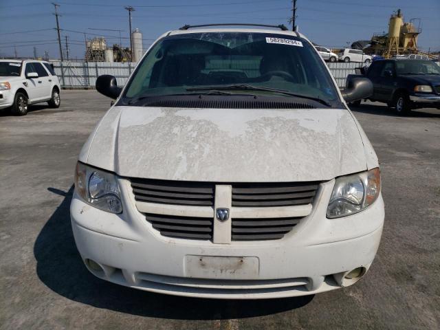 2D4GP44L95R152672 - 2005 DODGE GRAND CARA SXT WHITE photo 5