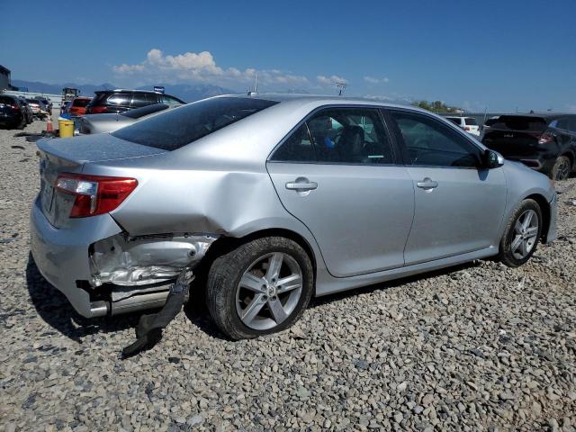 4T1BF1FK0CU093486 - 2012 TOYOTA CAMRY BASE SILVER photo 3