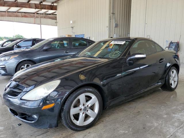 WDBWK54F68F185839 - 2008 MERCEDES-BENZ SLK 280 BLACK photo 1