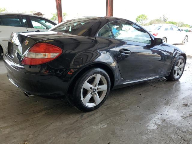 WDBWK54F68F185839 - 2008 MERCEDES-BENZ SLK 280 BLACK photo 3