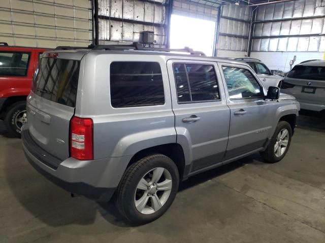 1C4NJRFB1HD175295 - 2017 JEEP PATRIOT LATITUDE SILVER photo 3