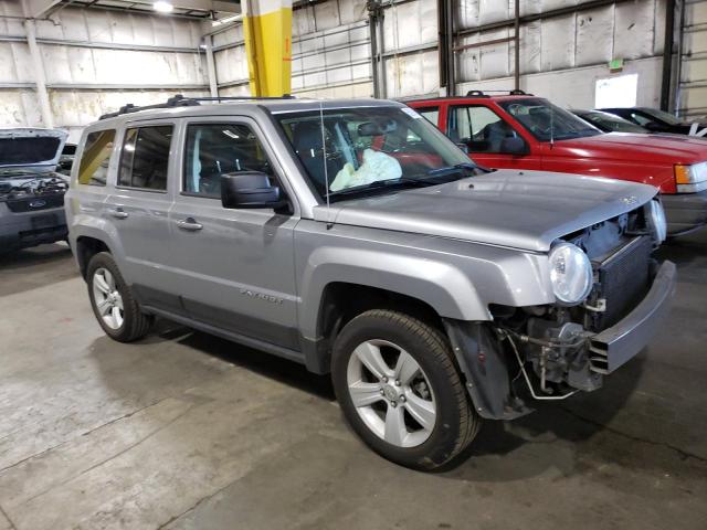 1C4NJRFB1HD175295 - 2017 JEEP PATRIOT LATITUDE SILVER photo 4