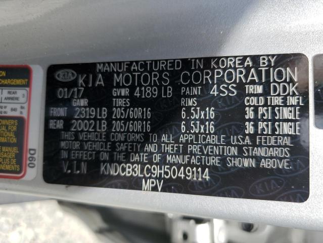 KNDCB3LC9H5049114 - 2017 KIA NIRO FE SILVER photo 13