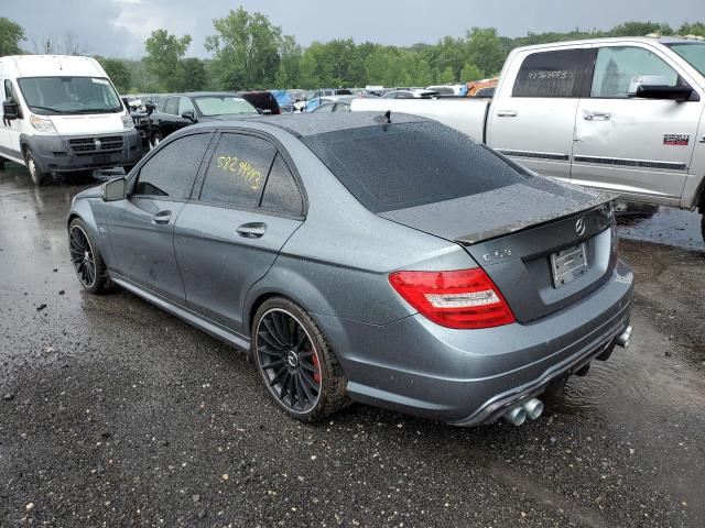 WDDGF7HB4CA682302 - 2012 MERCEDES-BENZ C 63 AMG GRAY photo 2