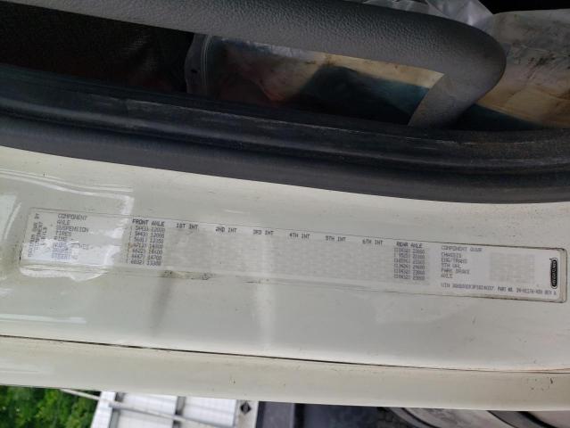 3AKBGADV3FSGC4037 - 2015 FREIGHTLINER CASCADIA 1 WHITE photo 10