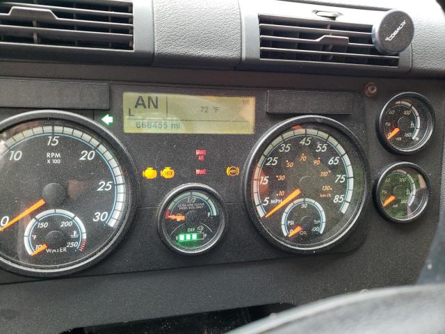 3AKBGADV3FSGC4037 - 2015 FREIGHTLINER CASCADIA 1 WHITE photo 8