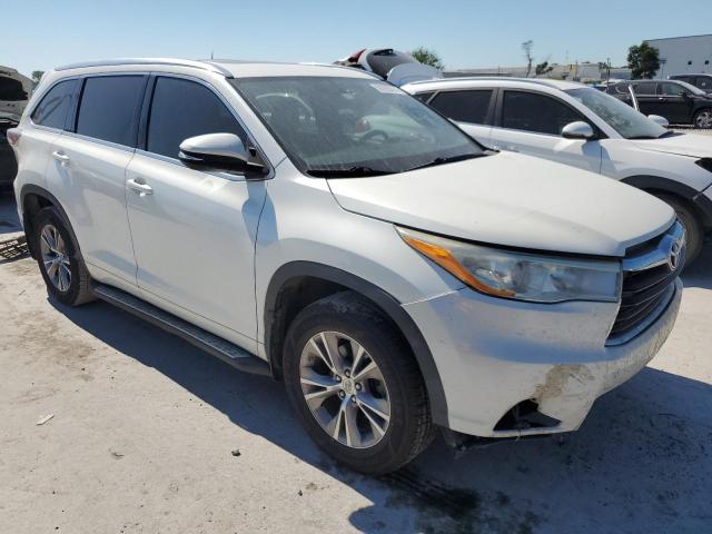 5TDKKRFH9ES022040 - 2014 TOYOTA HIGHLANDER XLE WHITE photo 4