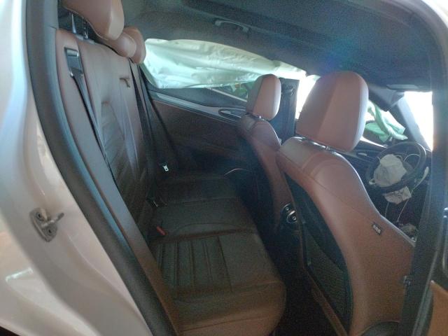 ZASPAKBN0K7C49612 - 2019 ALFA ROMEO STELVIO TI WHITE photo 10