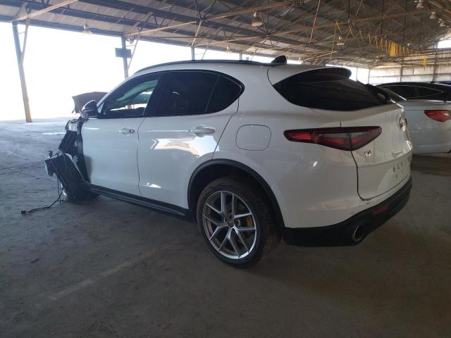 ZASPAKBN0K7C49612 - 2019 ALFA ROMEO STELVIO TI WHITE photo 2