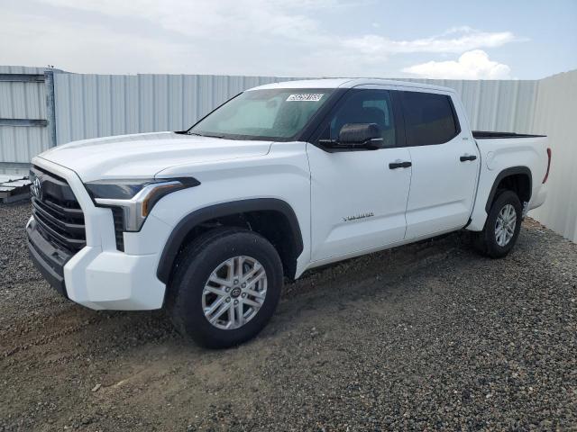 2025 TOYOTA TUNDRA CREWMAX SR, null