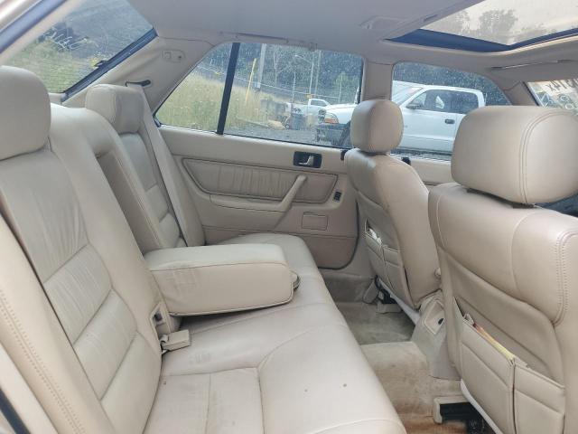 JH4KA466XLC023697 - 1990 ACURA LEGEND L GOLD photo 10