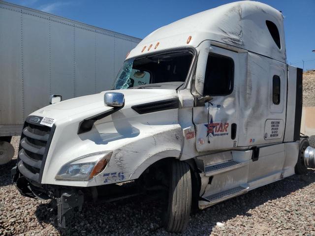 3AKJHHDR8RSUT3384 - 2024 FREIGHTLINER CASCADIA WHITE photo 9