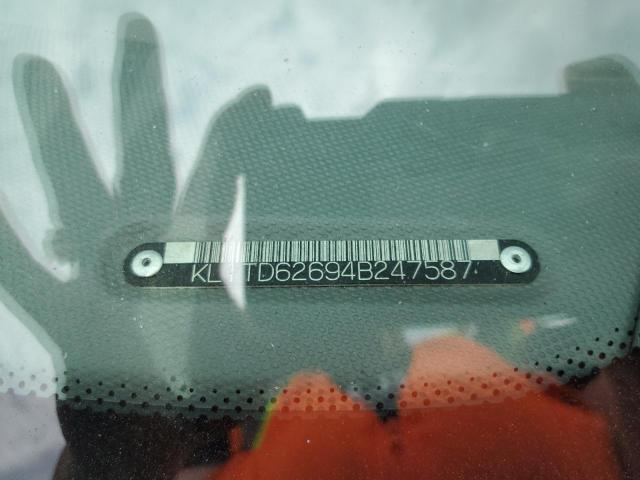 KL1TD62694B247587 - 2004 CHEVROLET AVEO TEAL photo 13