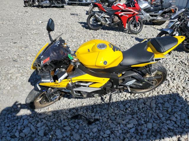 JYARJ16E2GA036673 - 2016 YAMAHA YZFR6 YELLOW photo 3