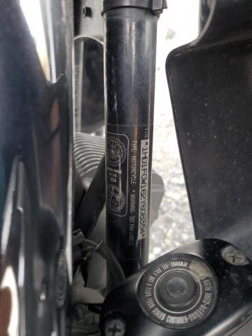 1HD1FCW162Y608354 - 2002 HARLEY-DAVIDSON FLHTCUI 黑色 照片 10