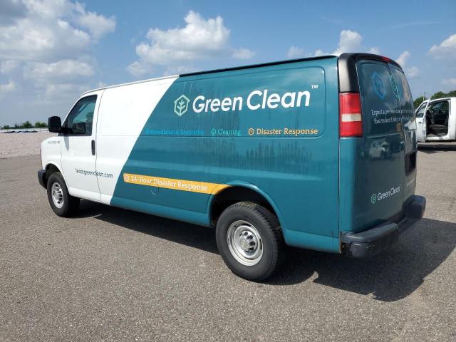 1GCZGUBG9B1115942 - 2011 CHEVROLET EXPRESS G3 WHITE photo 2