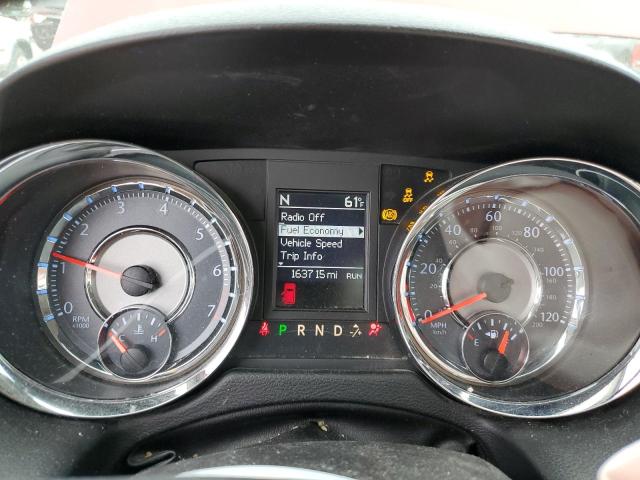 2C4RC1CG7GR303726 - 2016 CHRYSLER TOWN & COU TOURING L MAROON photo 9