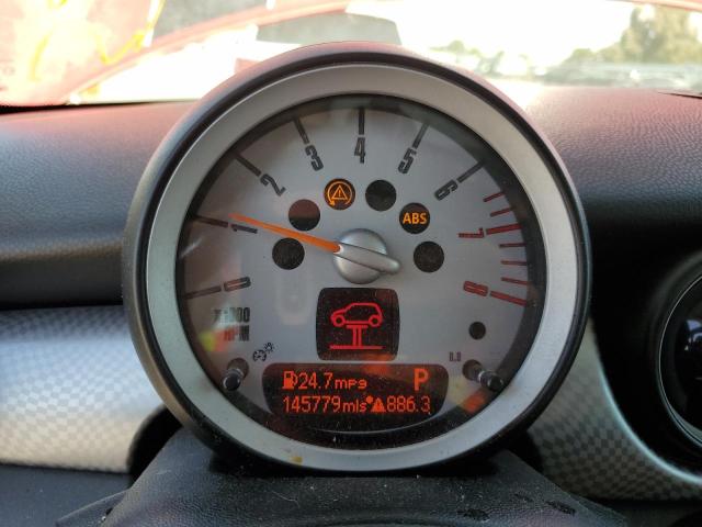 WMWMM33589TP91207 - 2009 MINI COOPER S CLUBMAN RED photo 9