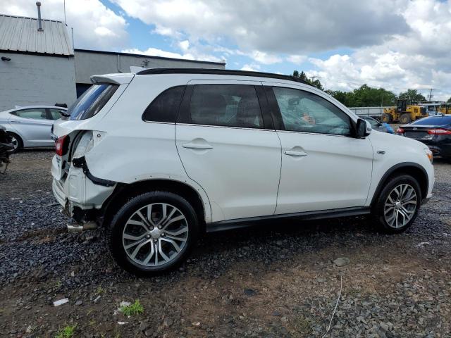 JA4AR4AW8JU017413 - 2018 MITSUBISHI OUTLANDER SEL WHITE photo 3