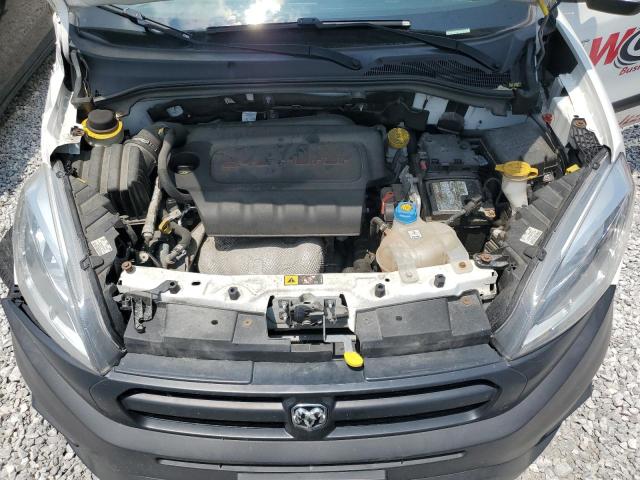 ZFBERFAB2J6L52853 - 2018 RAM PROMASTER WHITE photo 12