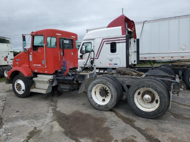 1XKDDT9X4WJ762407 - 1998 KENWORTH CONSTRUCTI T800 RED photo 3