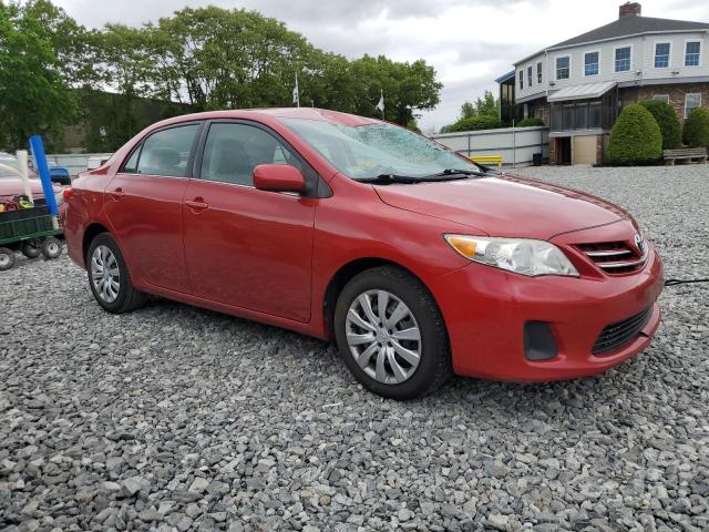 2T1BU4EE6DC973601 - 2013 TOYOTA COROLLA BASE RED photo 4